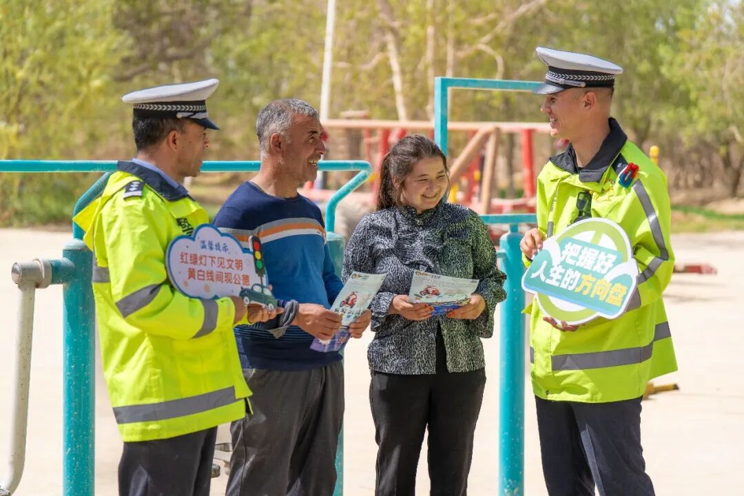 农用车违法载人整治_违章高发人群引导_春季交通安全宣传